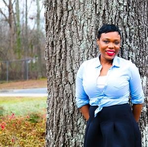 Meet your Posher, Shana